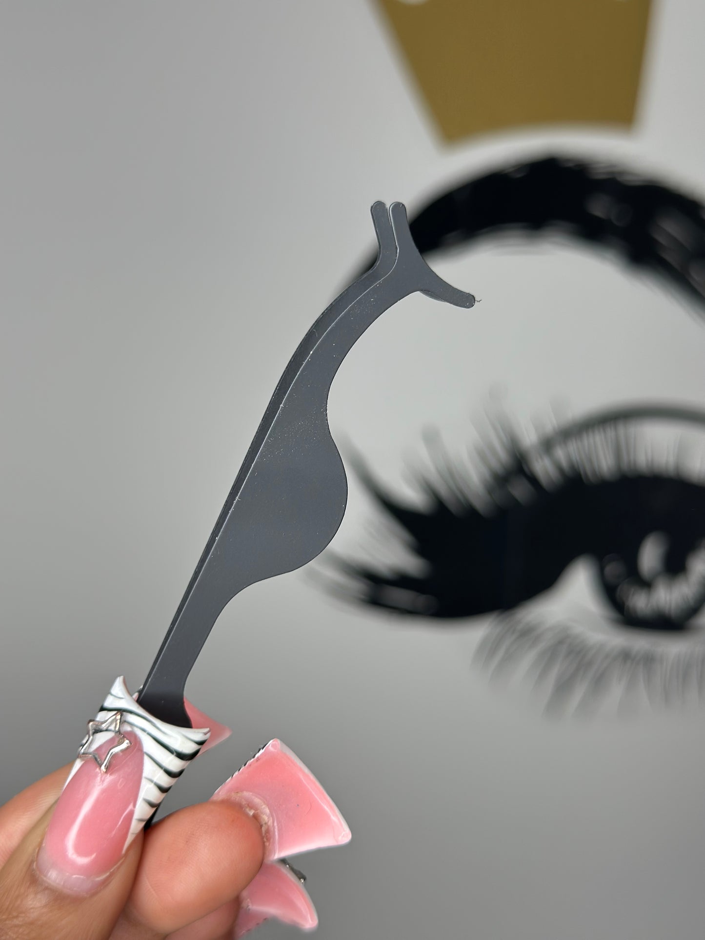 Eyelash Tweezers